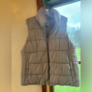 Old navy puffer vest